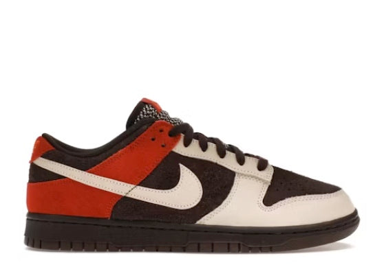 Nike Dunk Low "Red Panda"