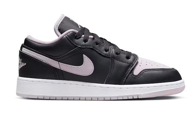 Jordan 1 Low SE Black Iced Lilac (GS) 7Y
