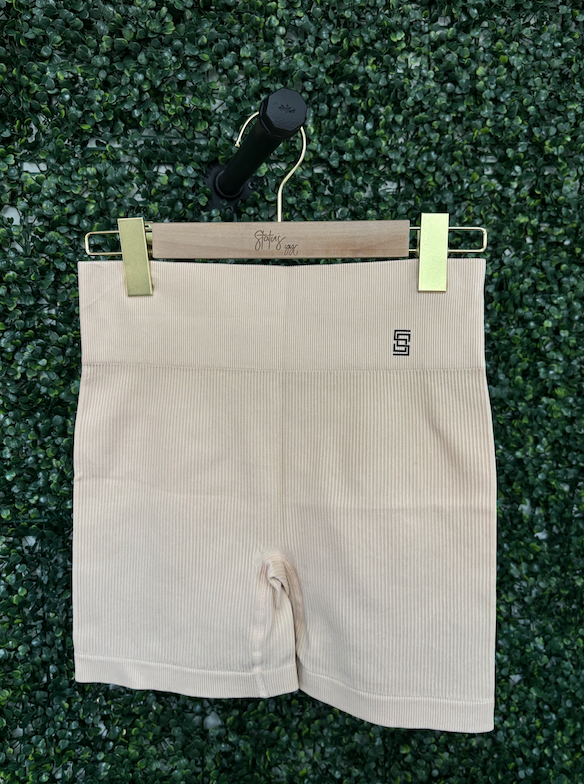 Status Ribbed Seamless Shorts Set