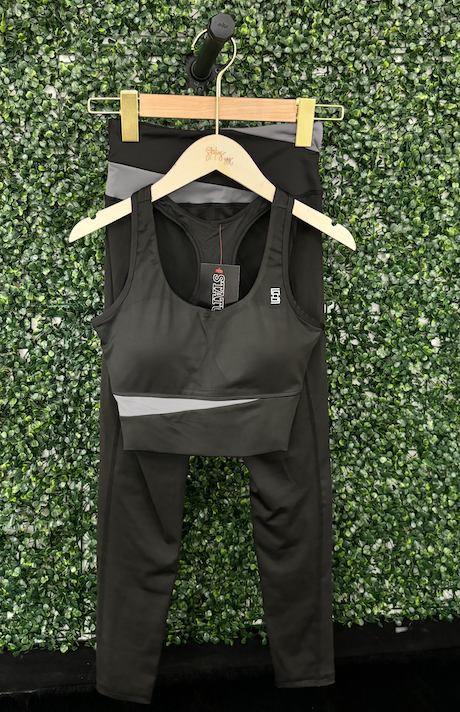 Status Women's 2 PC Set