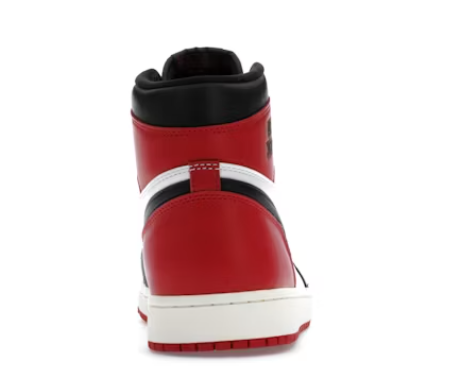 Jordan 1 Retro High OG 'Black Toe Reimagined' 7.5M