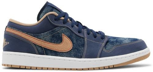 Air Jordan 1 Low SE 'Denim'. 15M
