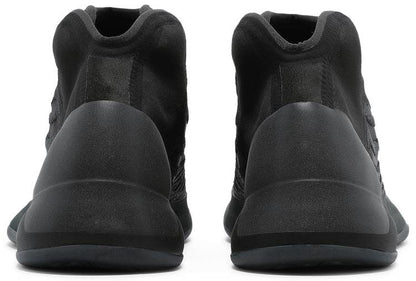 adidas Yeezy QNTM Onyx